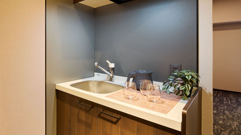 hotel-room-image