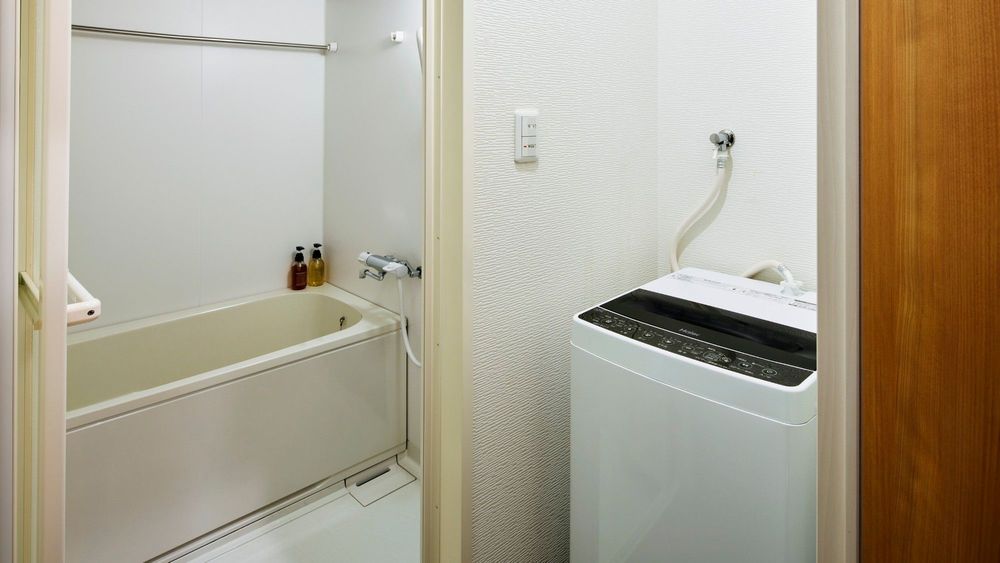 hotel-room-image