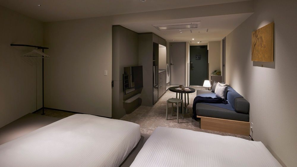hotel-room-image