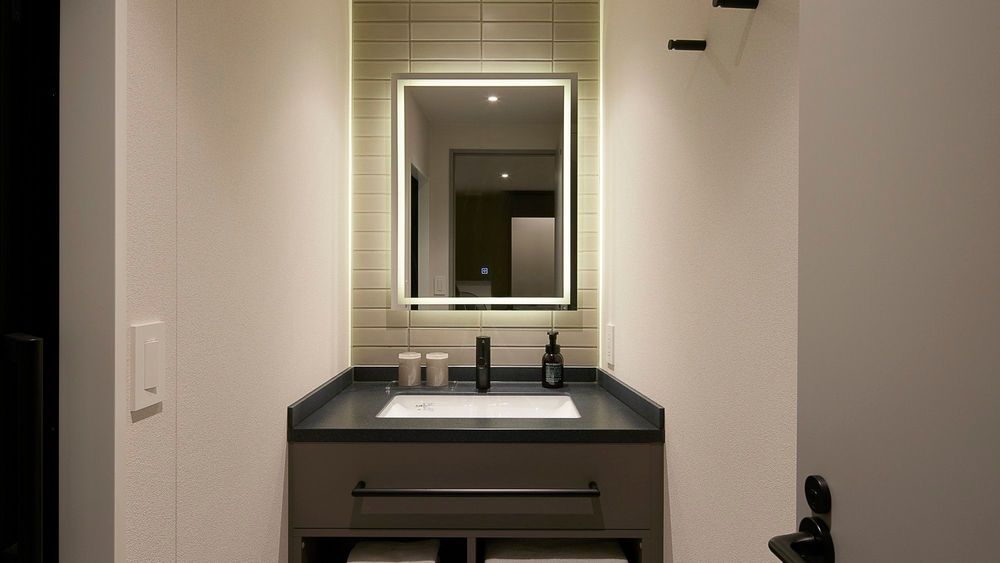 hotel-room-image