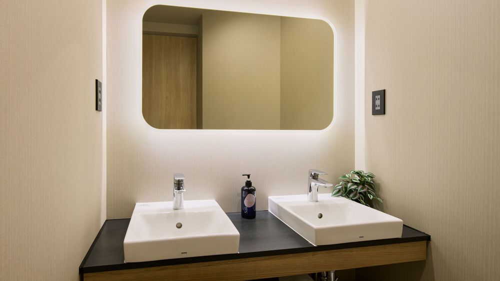 hotel-room-image