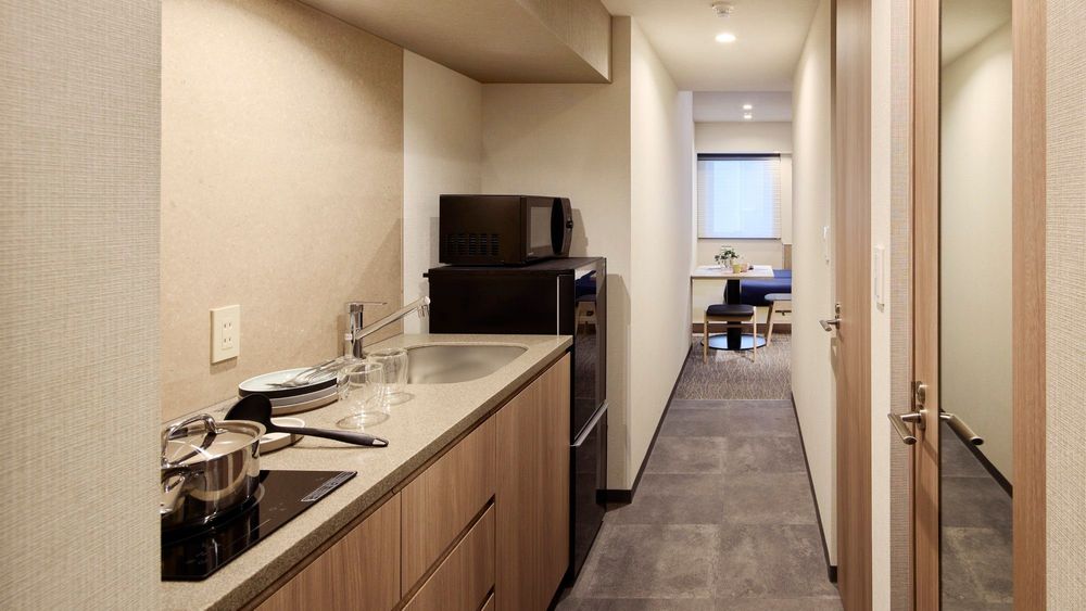 hotel-room-image