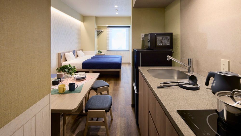 hotel-room-image