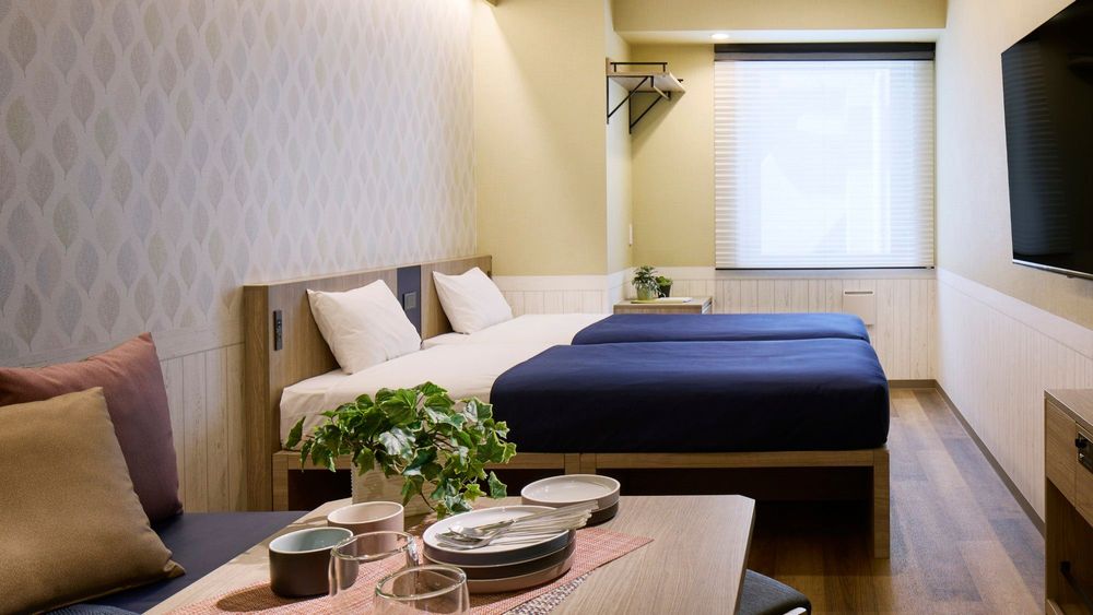 hotel-room-image