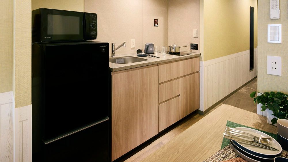 hotel-room-image