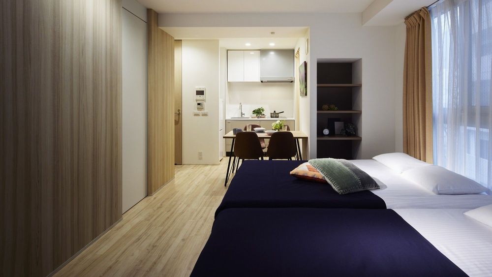 hotel-room-image