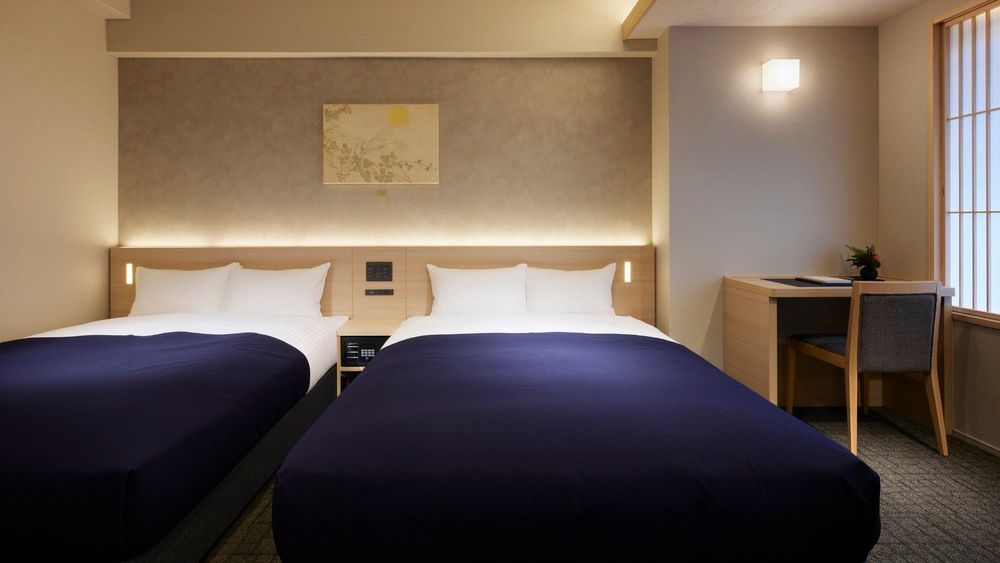 hotel-room-image