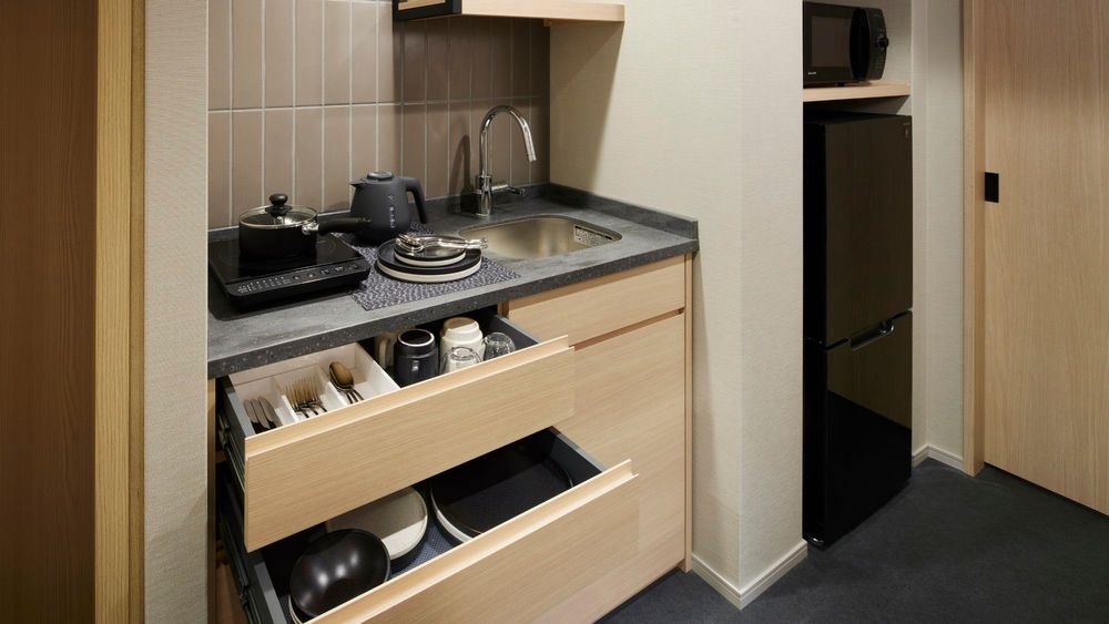 hotel-room-image