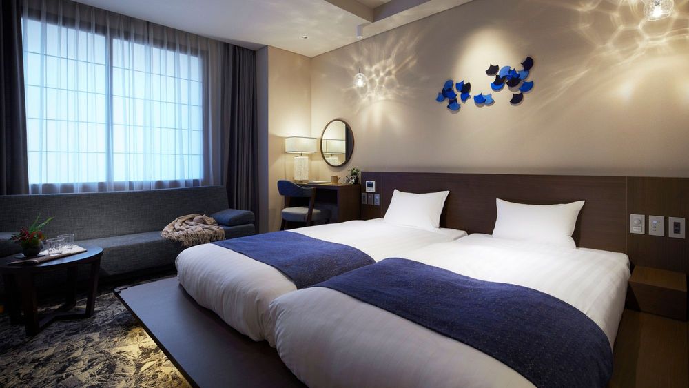 hotel-room-image