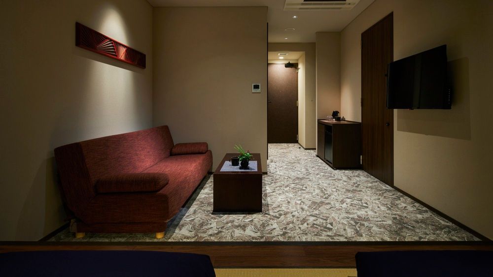 hotel-room-image