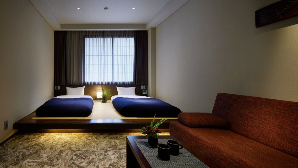 hotel-room-image