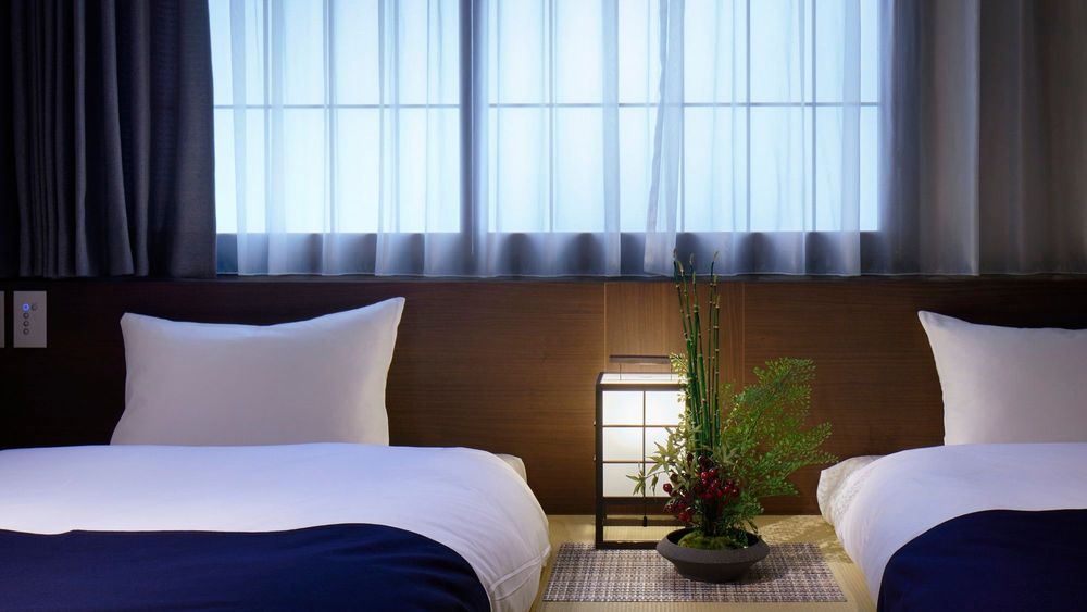 hotel-room-image