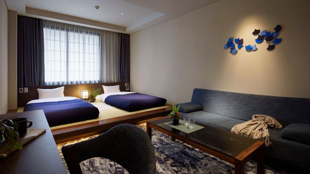 hotel-room-image