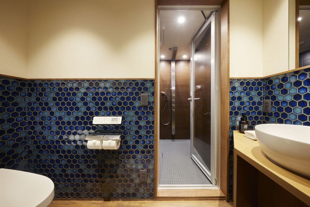hotel-room-image