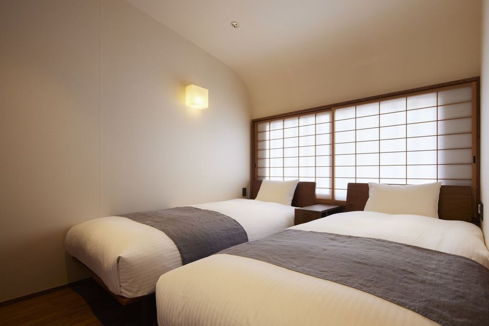 hotel-room-image