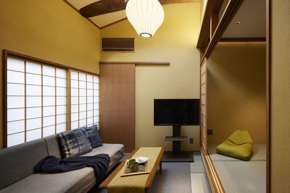 hotel-room-image