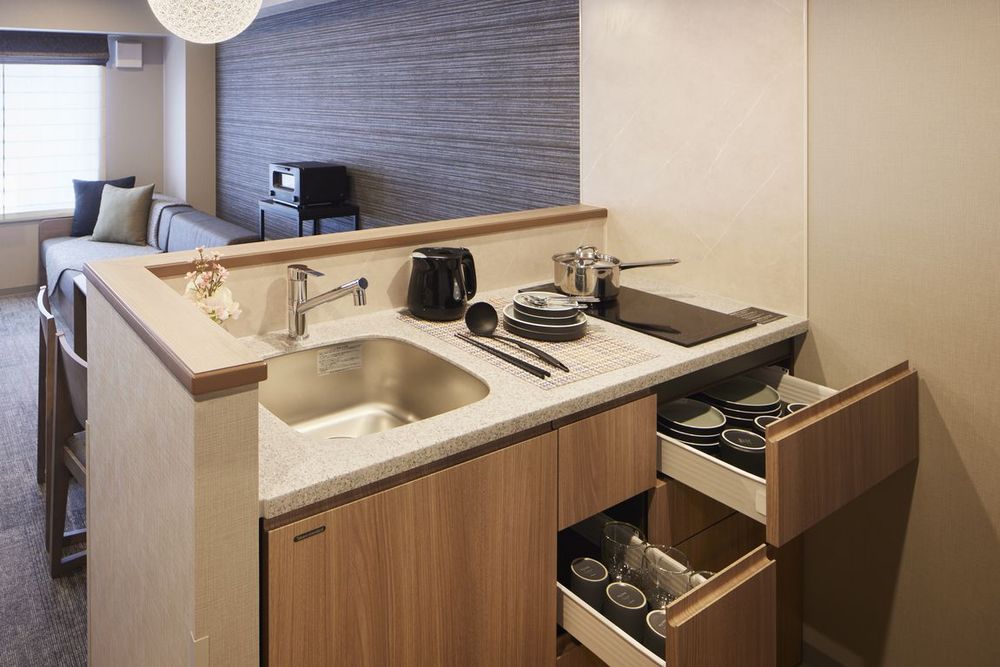 hotel-room-image