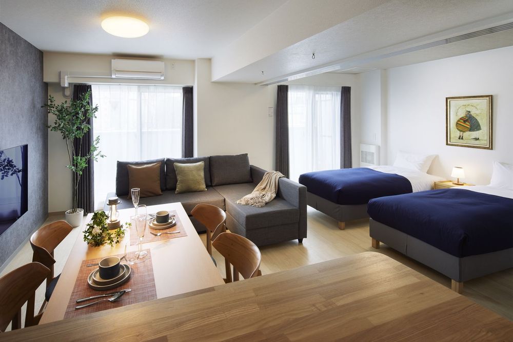 hotel-room-image
