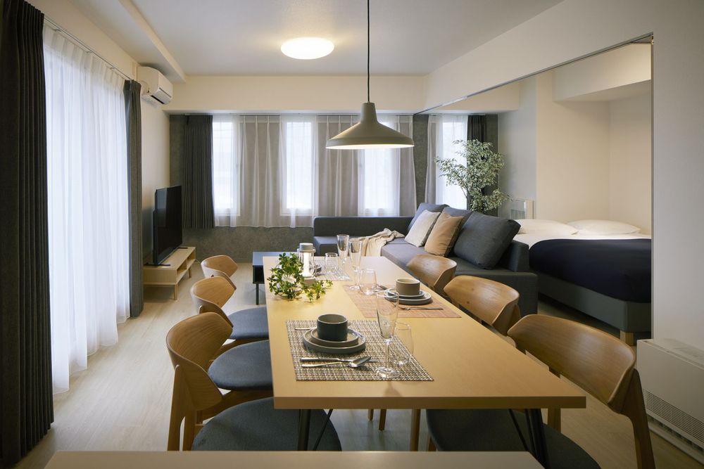 hotel-room-image