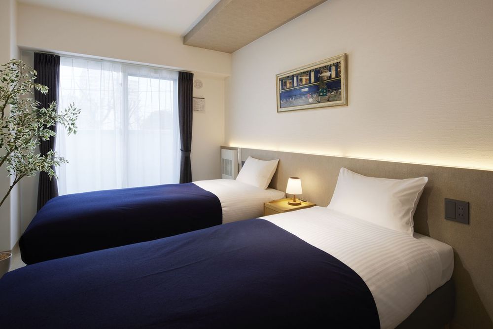 hotel-room-image