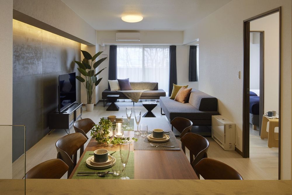 hotel-room-image