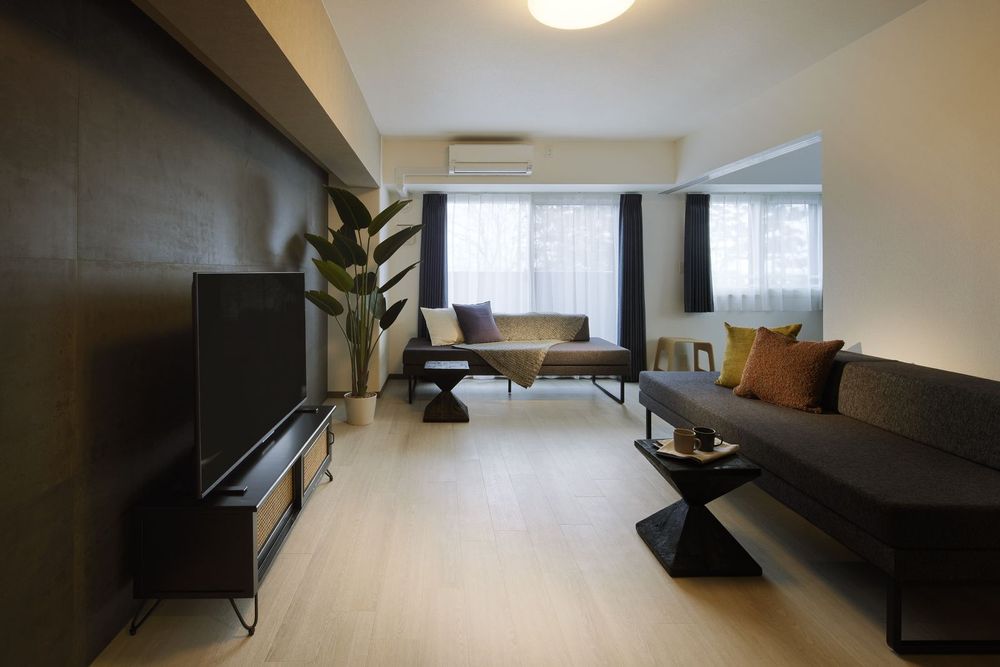 hotel-room-image