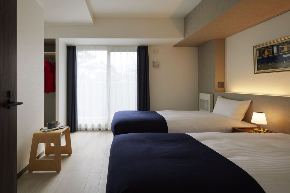 hotel-room-image