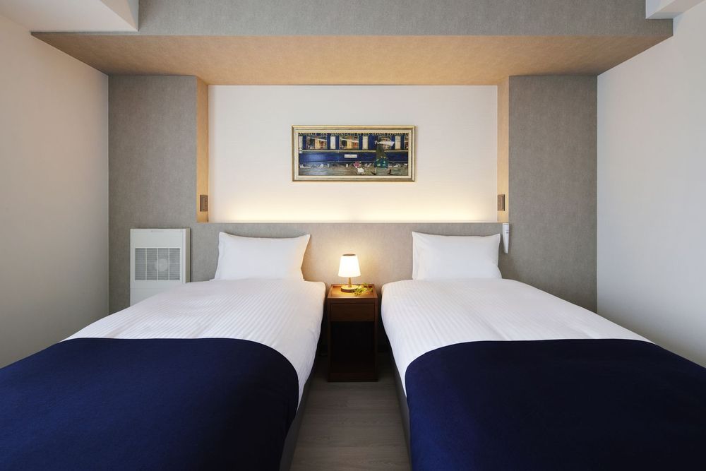 hotel-room-image