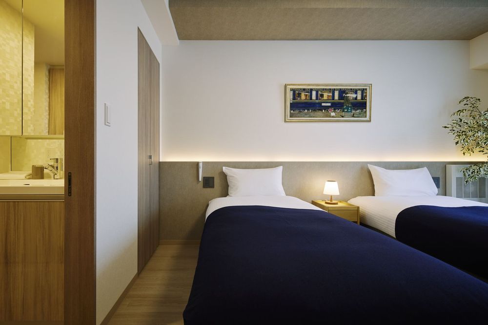 hotel-room-image