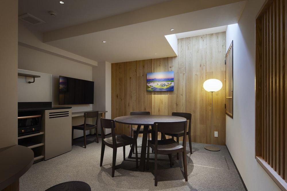 hotel-room-image