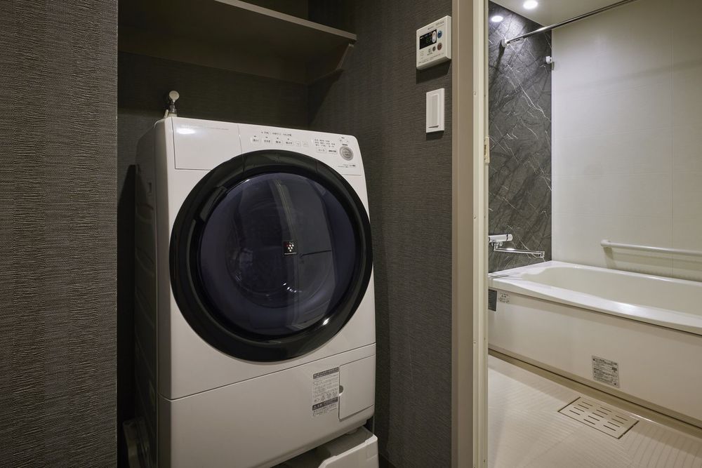 hotel-room-image