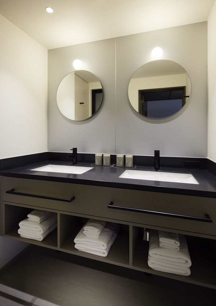 hotel-room-image