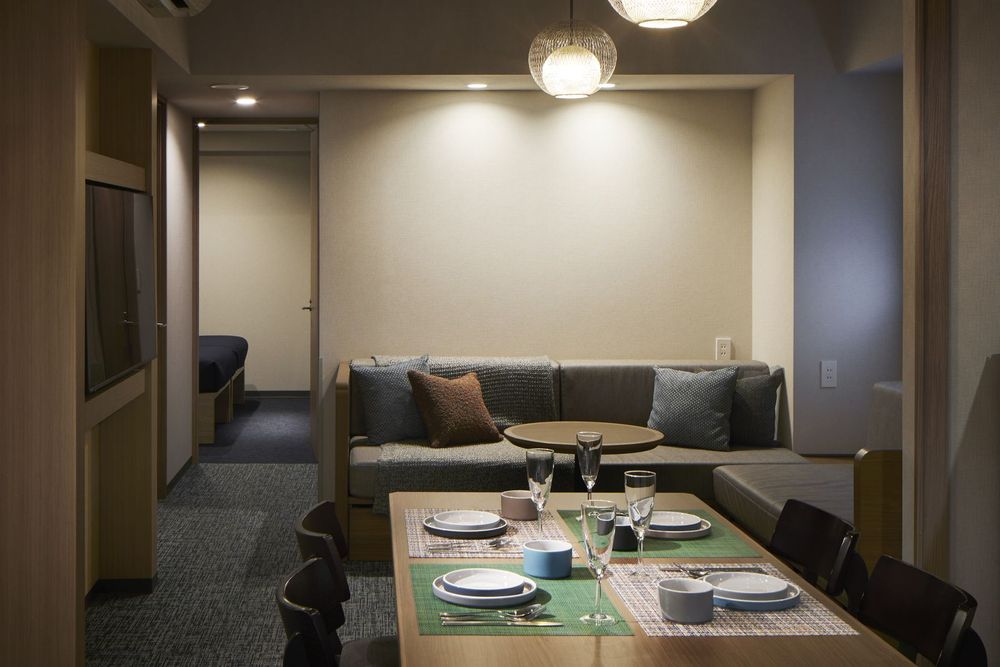hotel-room-image