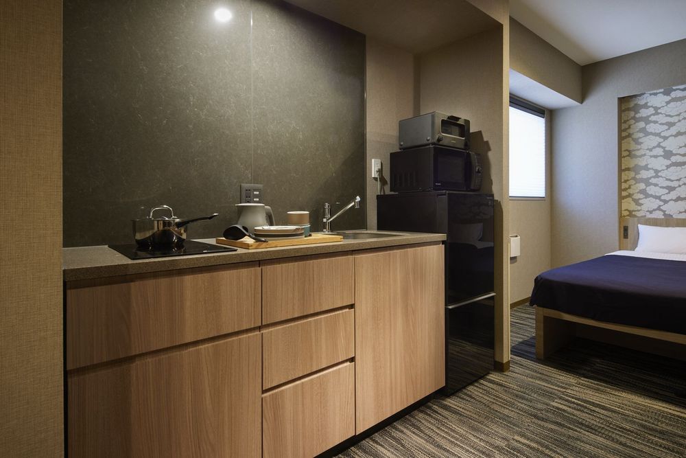 hotel-room-image