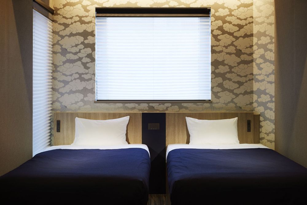 hotel-room-image