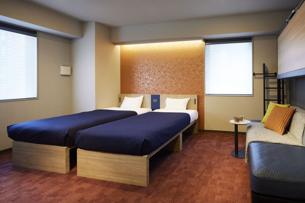 hotel-room-image