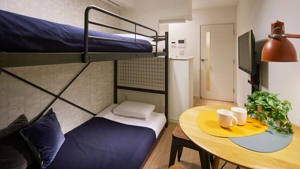 hotel-room-image