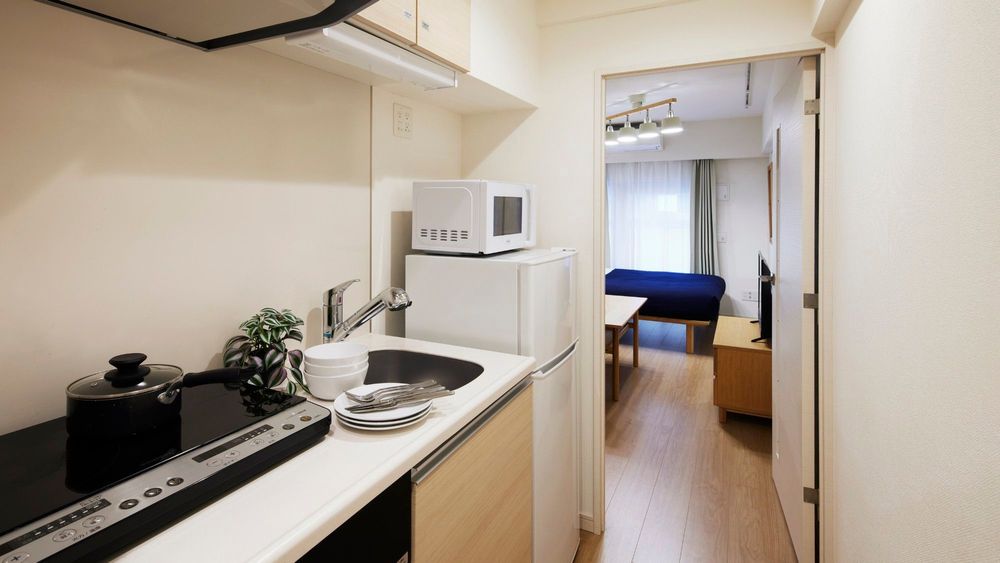 hotel-room-image