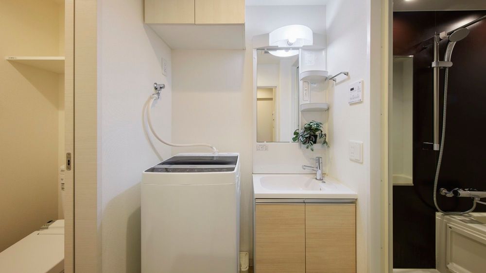 hotel-room-image