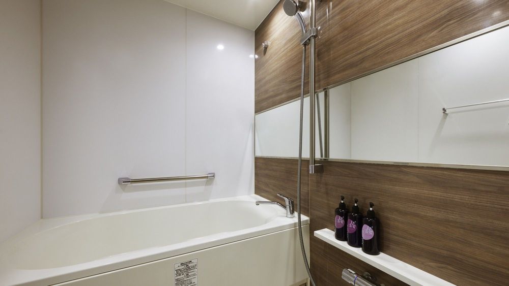 hotel-room-image
