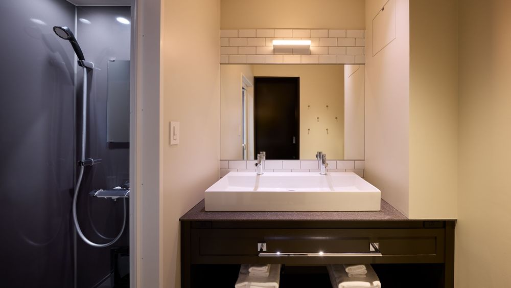 hotel-room-image