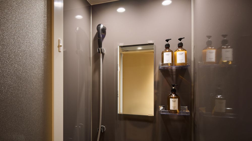 hotel-room-image