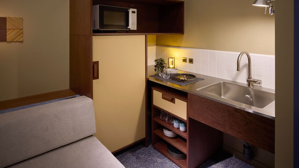 hotel-room-image