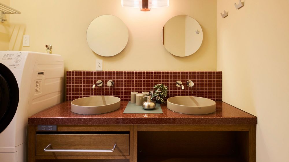 hotel-room-image