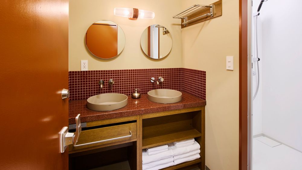 hotel-room-image