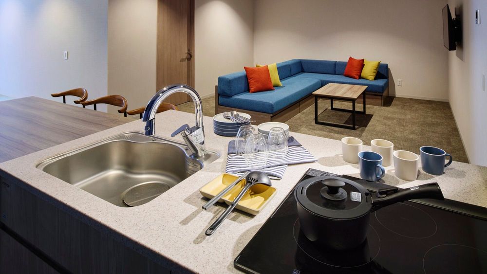 hotel-room-image