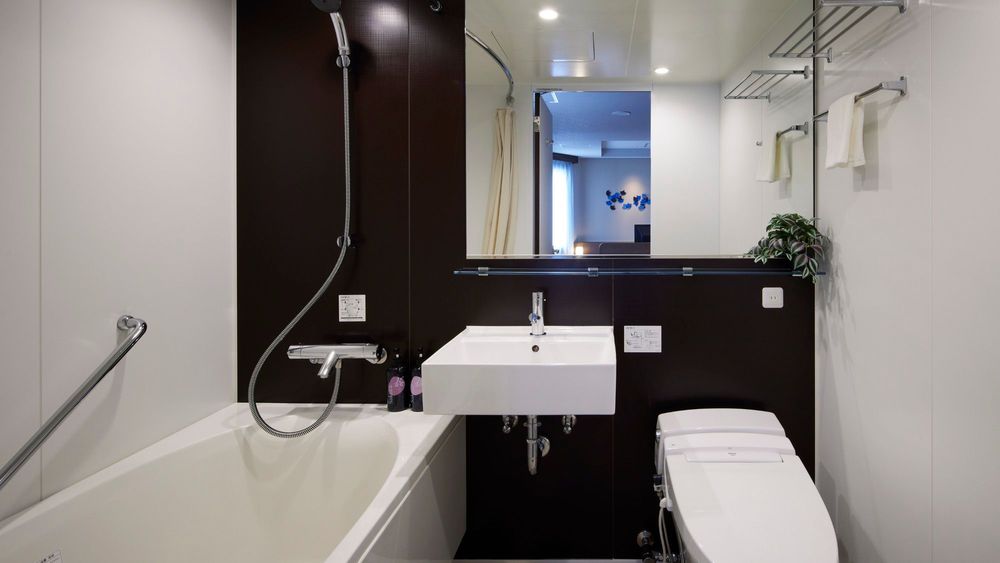 hotel-room-image