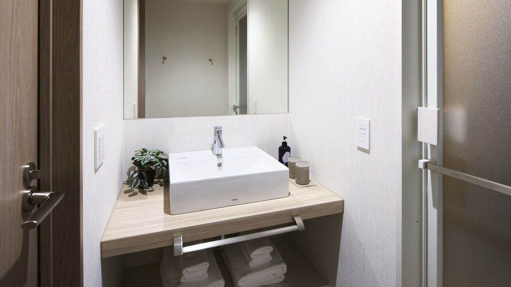 hotel-room-image
