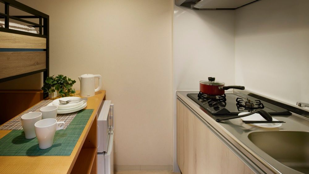 hotel-room-image
