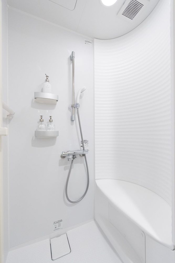 hotel-room-image